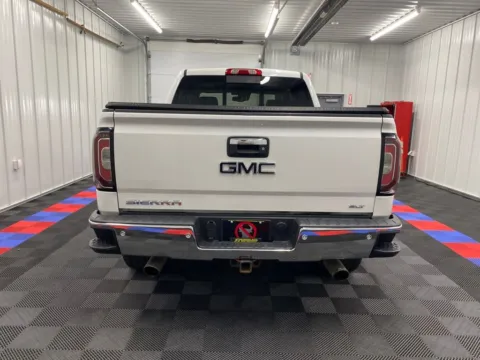 More photos of 2018 GMC Sierra 1500 SLT at Bridgeland Auto Brokers, NY