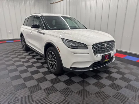 Photos of 2022 Lincoln Corsair Standard for sale in Bridgeport, NY at Bridgeland Auto Brokers