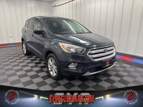 Green 2019 Ford Escape SE for sale in Bridgeport, NY