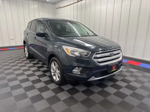 Photos of 2019 Ford Escape SE for sale in Bridgeport, NY at Bridgeland Auto Brokers