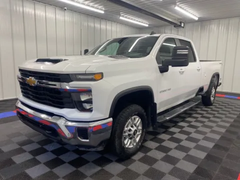 More photos of 2024 Chevrolet Silverado 2500HD LT at Bridgeland Auto Brokers, NY