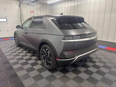 More photos of 2023 Hyundai IONIQ 5 SEL at Bridgeland Auto Brokers, NY
