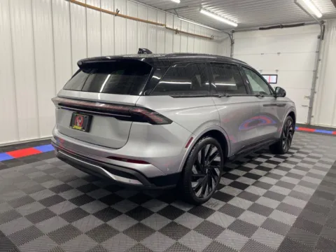 More photos of 2024 Lincoln Nautilus Reserve at Bridgeland Auto Brokers, NY
