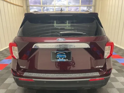 More photos of 2022 Ford Explorer XLT at Bridgeland Auto Brokers, NY