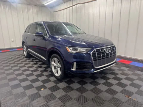 Photos of 2022 Audi Q7 55 Premium for sale in Bridgeport, NY at Bridgeland Auto Brokers