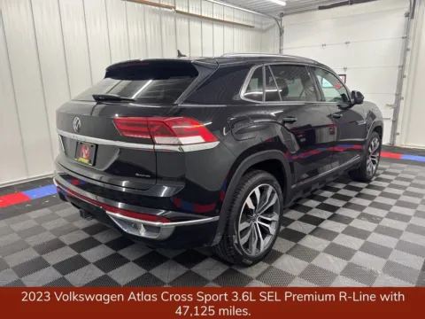 Another view of 2023 Volkswagen Atlas Cross Sport 3.6L V6 SEL Premium R-Line for sale in Bridgeport, NY at Bridgeland Auto Brokers