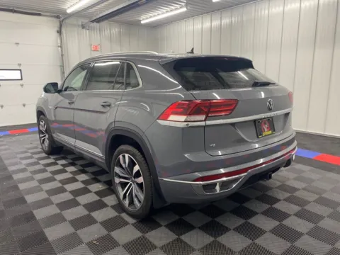 More photos of 2023 Volkswagen Atlas Cross Sport 3.6L V6 SEL Premium R-Line at Bridgeland Auto Brokers, NY