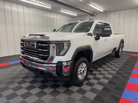 More photos of 2024 GMC Sierra 2500HD SLE at Bridgeland Auto Brokers, NY