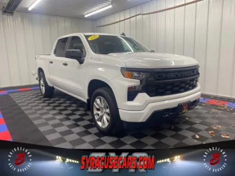 White 2022 Chevrolet Silverado 1500 Custom for sale in Bridgeport, NY
