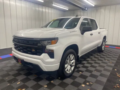 More photos of 2022 Chevrolet Silverado 1500 Custom at Bridgeland Auto Brokers, NY