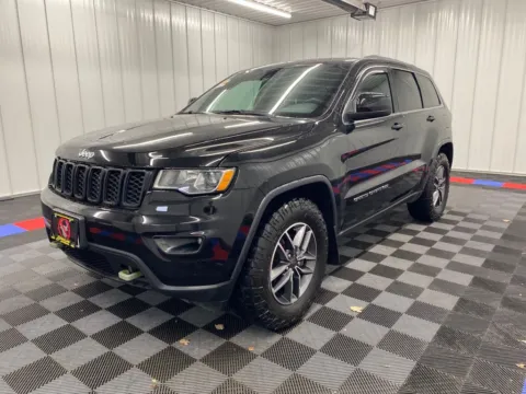 More photos of 2019 Jeep Grand Cherokee Laredo E at Bridgeland Auto Brokers, NY