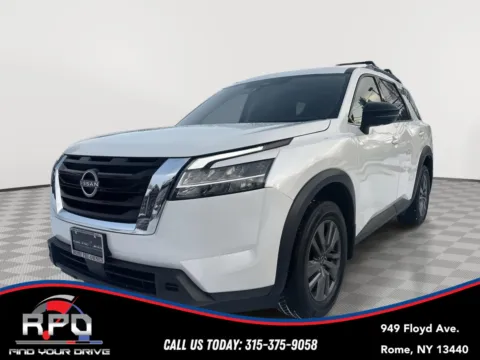 White 2022 Nissan Pathfinder SV for sale in Rome, NY
