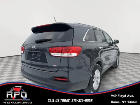 More photos of 2016 Kia Sorento LX at Rome Preowned Auto Sales, NY