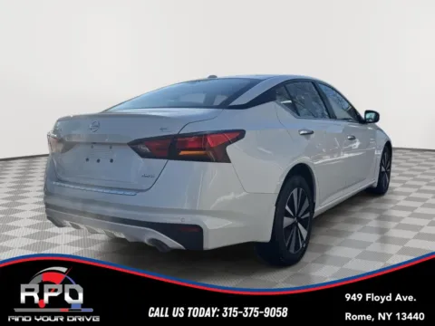 More photos of 2022 Nissan Altima 2.5 SL at Rome Preowned Auto Sales, NY