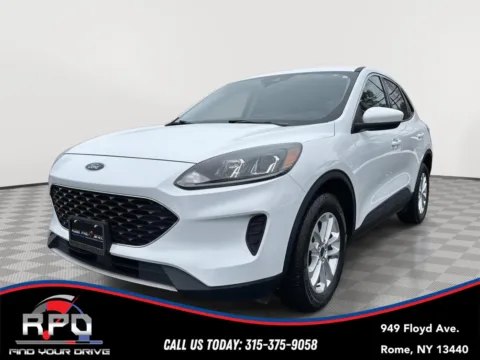 White 2020 Ford Escape SE for sale in Rome, NY