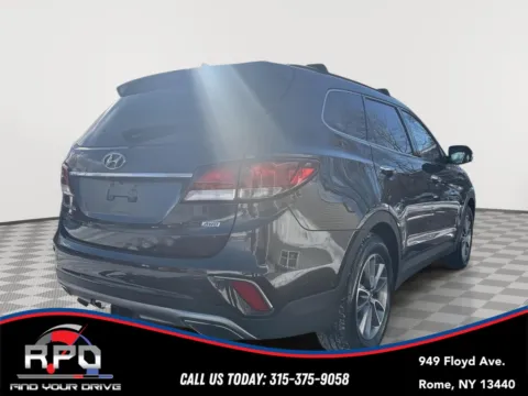 More photos of 2017 Hyundai Santa Fe SE at Rome Preowned Auto Sales, NY