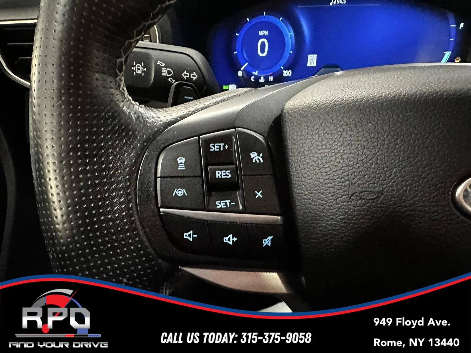 2020 Ford Explorer ST - Photo 18