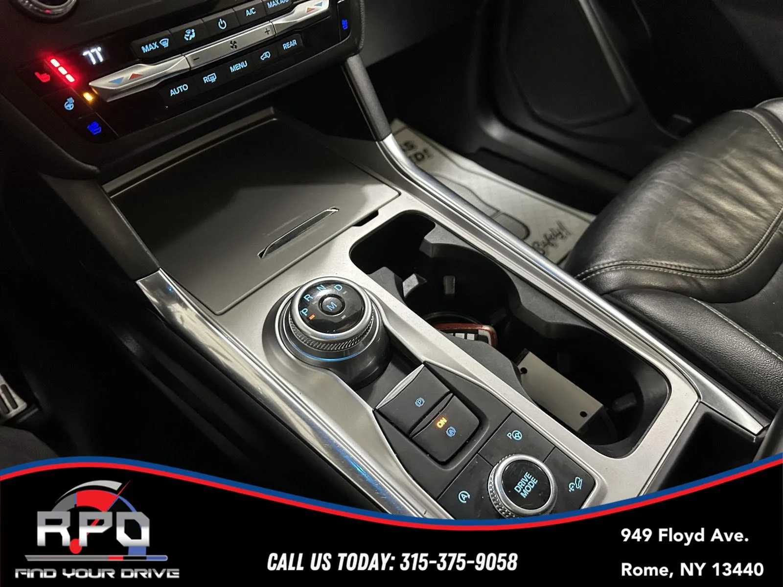2020 Ford Explorer ST - Photo 28