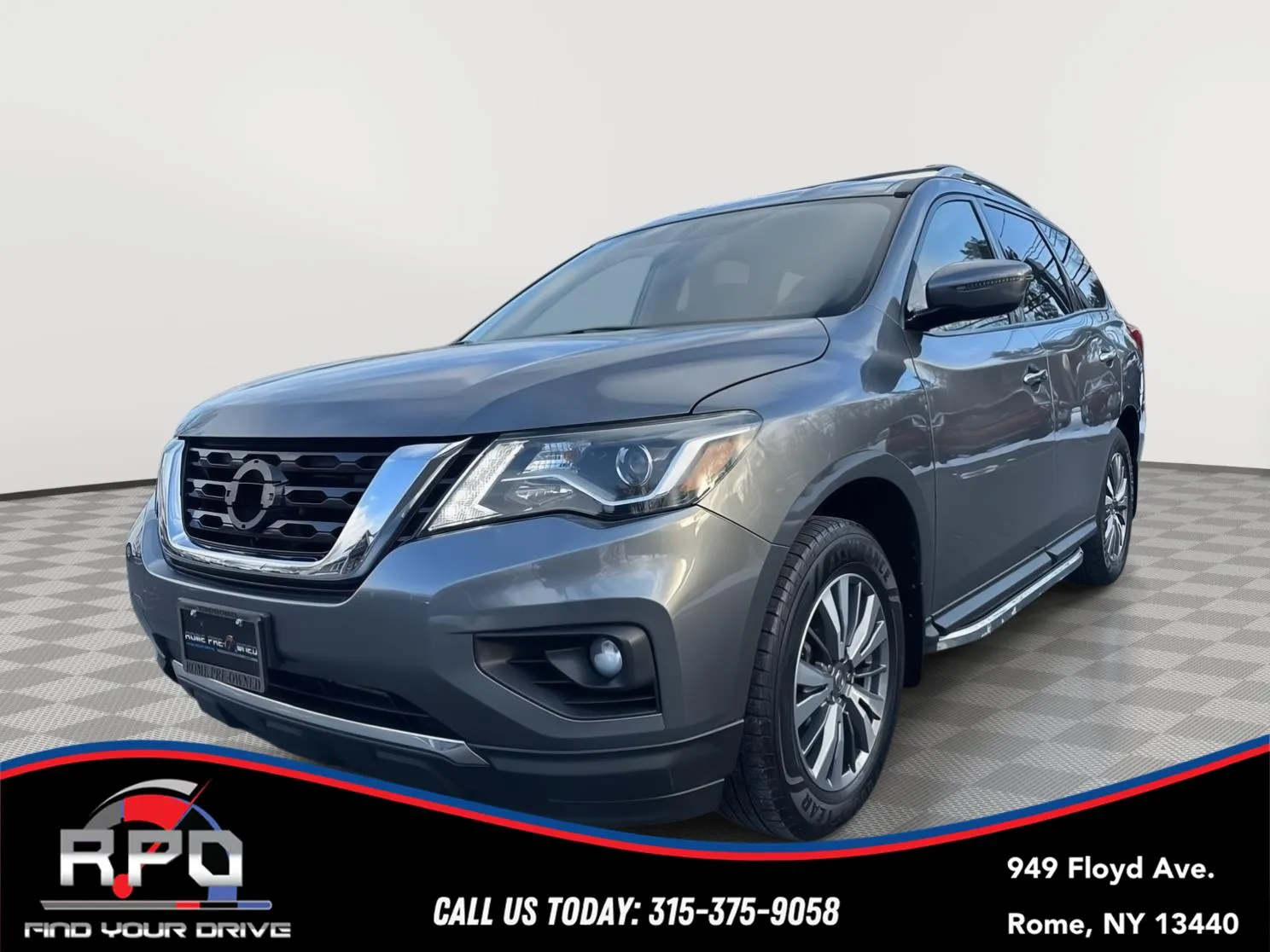 2020 Nissan Pathfinder SV