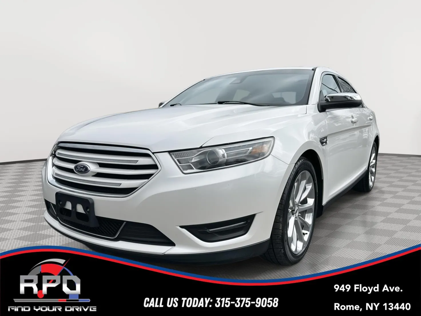 White 2018 Ford Taurus Limited for sale in Rome, NY
