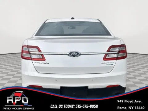 More photos of 2018 Ford Taurus Limited at Rome Preowned Auto Sales, NY