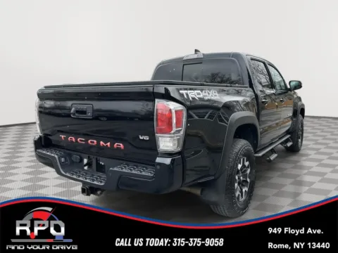 More photos of 2021 Toyota Tacoma TRD Off Road at Rome Preowned Auto Sales, NY