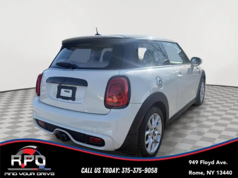 More photos of 2019 MINI Hardtop 2 Door Cooper S at Rome Preowned Auto Sales, NY