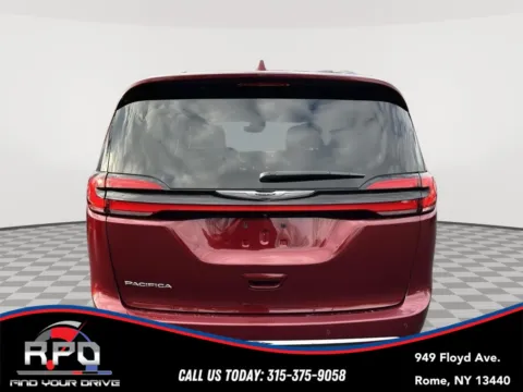 More photos of 2021 Chrysler Pacifica Touring at Rome Preowned Auto Sales, NY