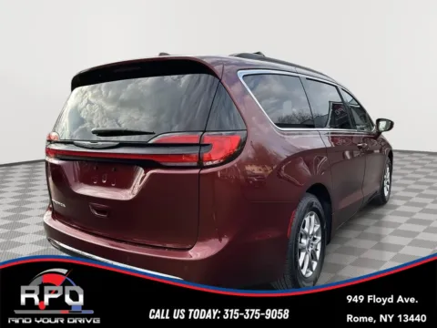 More photos of 2021 Chrysler Pacifica Touring at Rome Preowned Auto Sales, NY