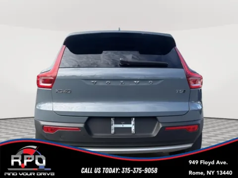 More photos of 2020 Volvo XC40 Momentum at Rome Preowned Auto Sales, NY