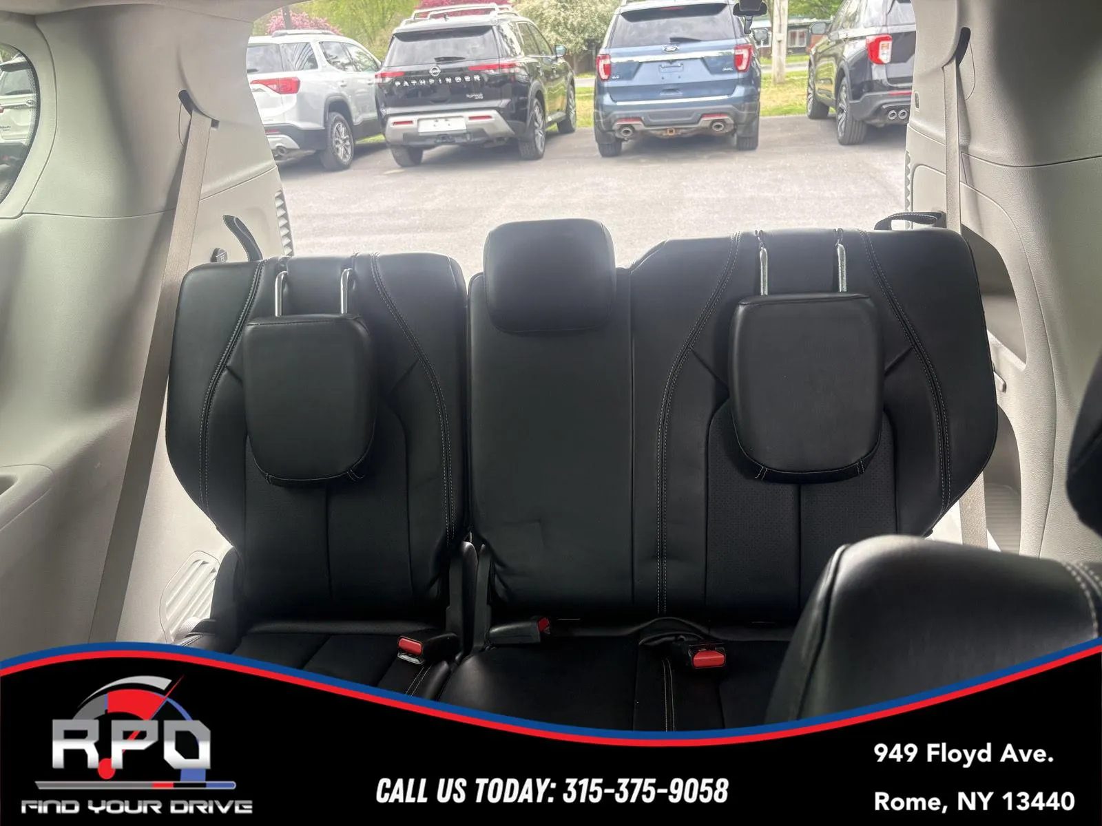 2024 Chrysler Pacifica Touring L - Photo 29