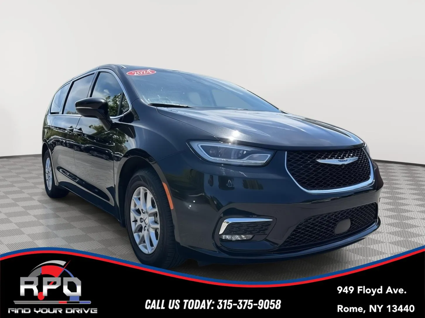 2024 Chrysler Pacifica Touring L - Photo 7