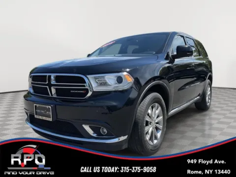 Black 2018 Dodge Durango SXT for sale in Rome, NY