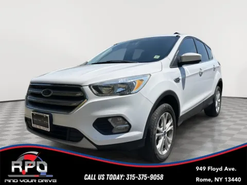 White 2017 Ford Escape SE for sale in Rome, NY