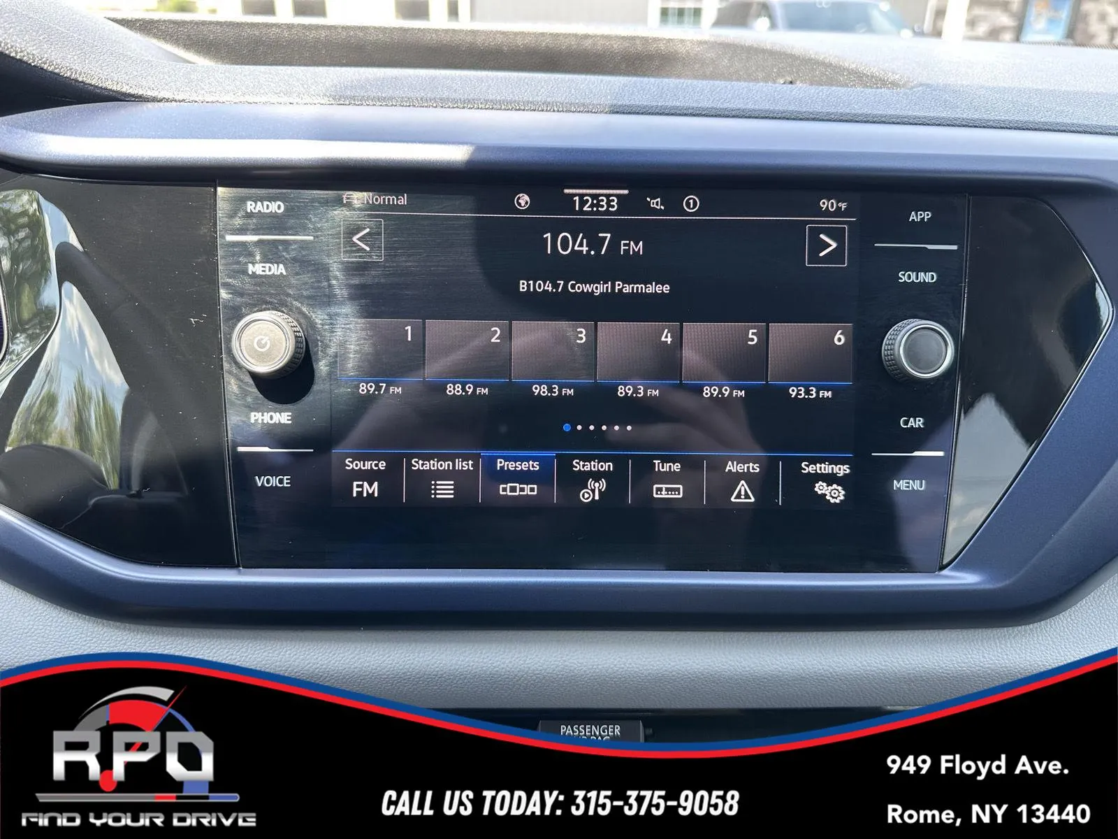 2023 Volkswagen Taos SE - Photo 19