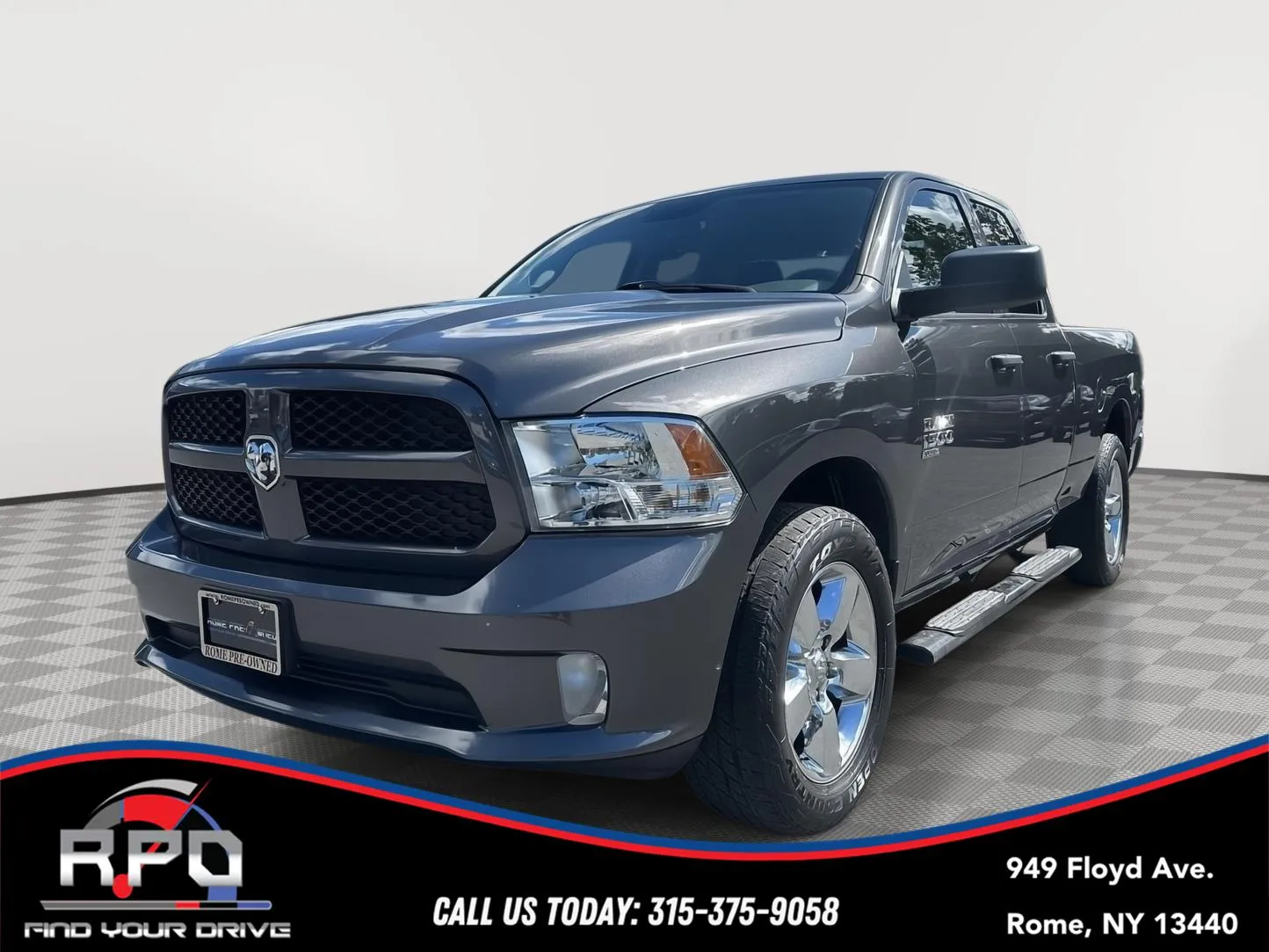 2019 RAM 1500 Classic Express 4x4 Quad Cab 6'4's photo