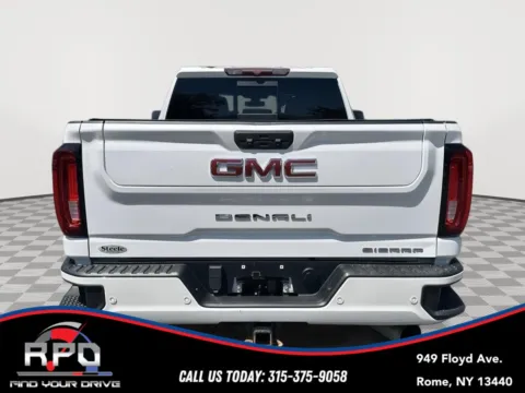 More photos of 2021 GMC Sierra 2500HD Denali at Rome Preowned Auto Sales, NY