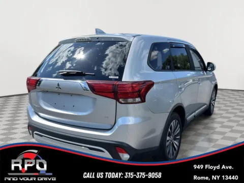 More photos of 2020 Mitsubishi Outlander SE at Rome Preowned Auto Sales, NY