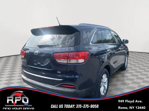 More photos of 2017 Kia Sorento LX at Rome Preowned Auto Sales, NY