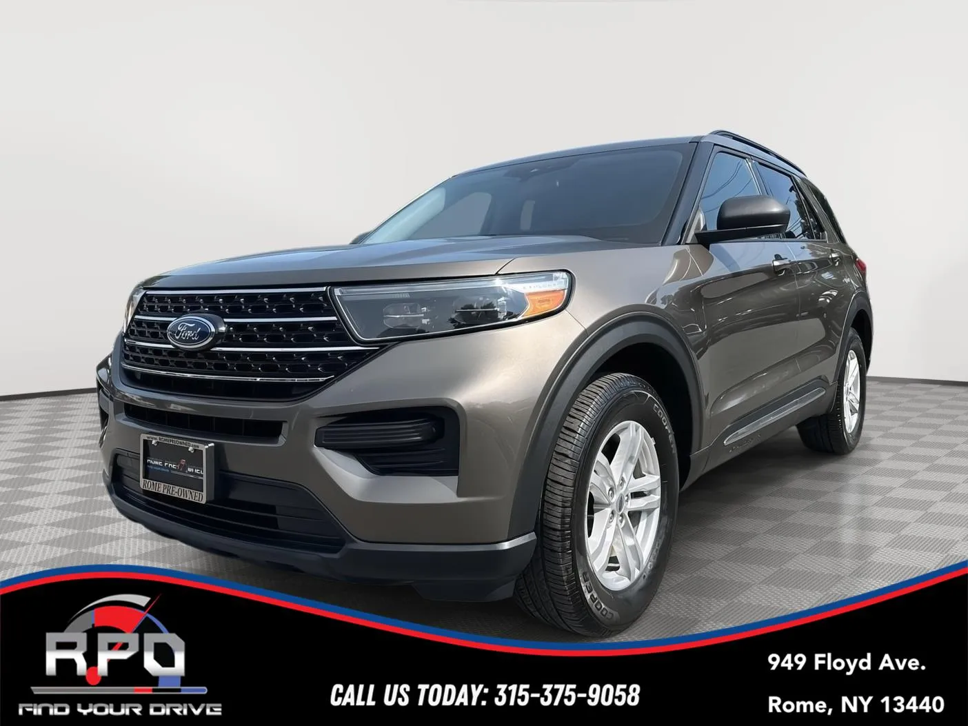Gray 2021 Ford Explorer XLT for sale in Rome, NY