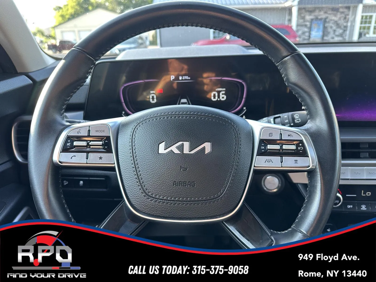 2023 Kia Telluride S - Photo 17