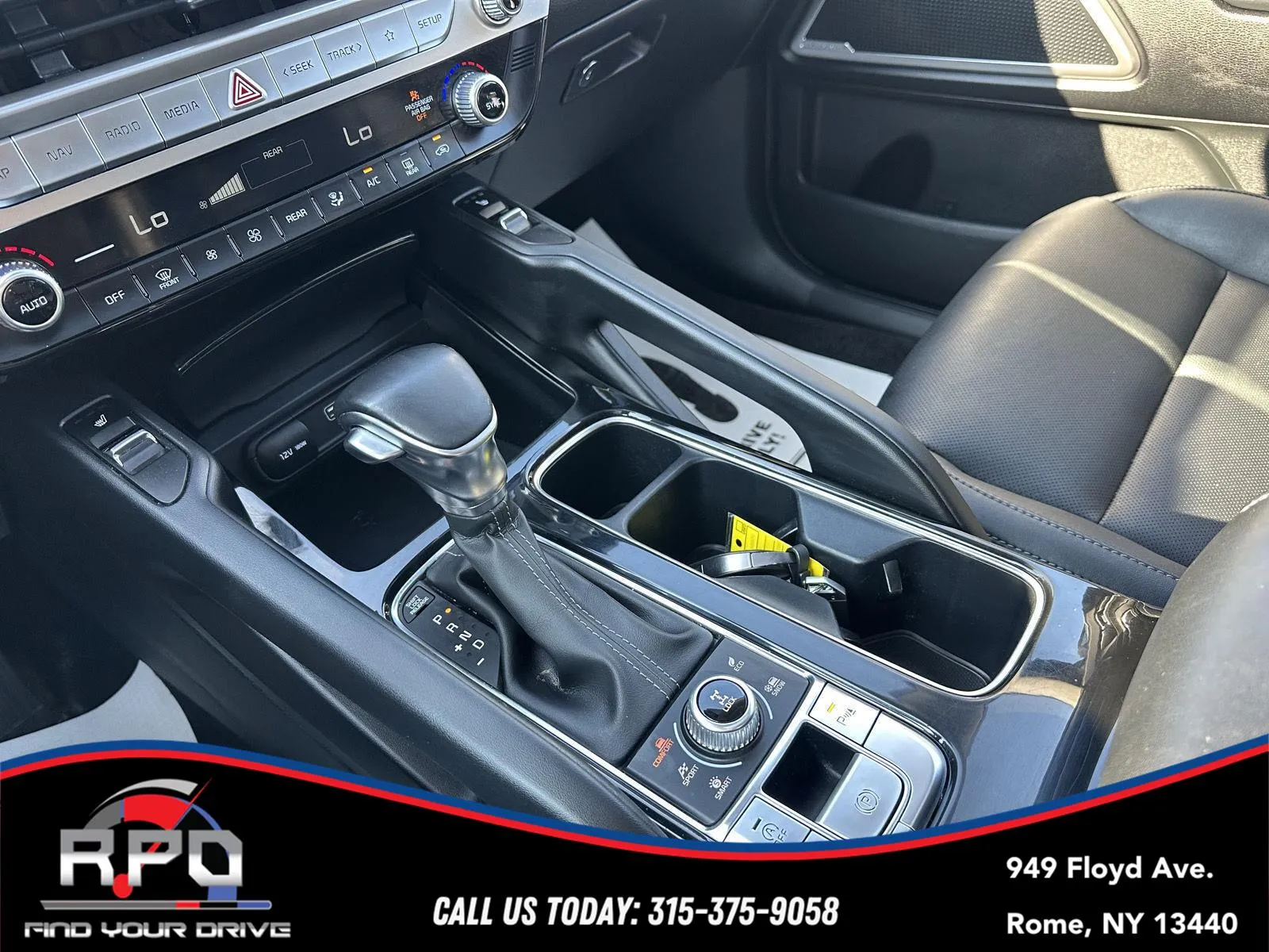 2023 Kia Telluride S - Photo 27
