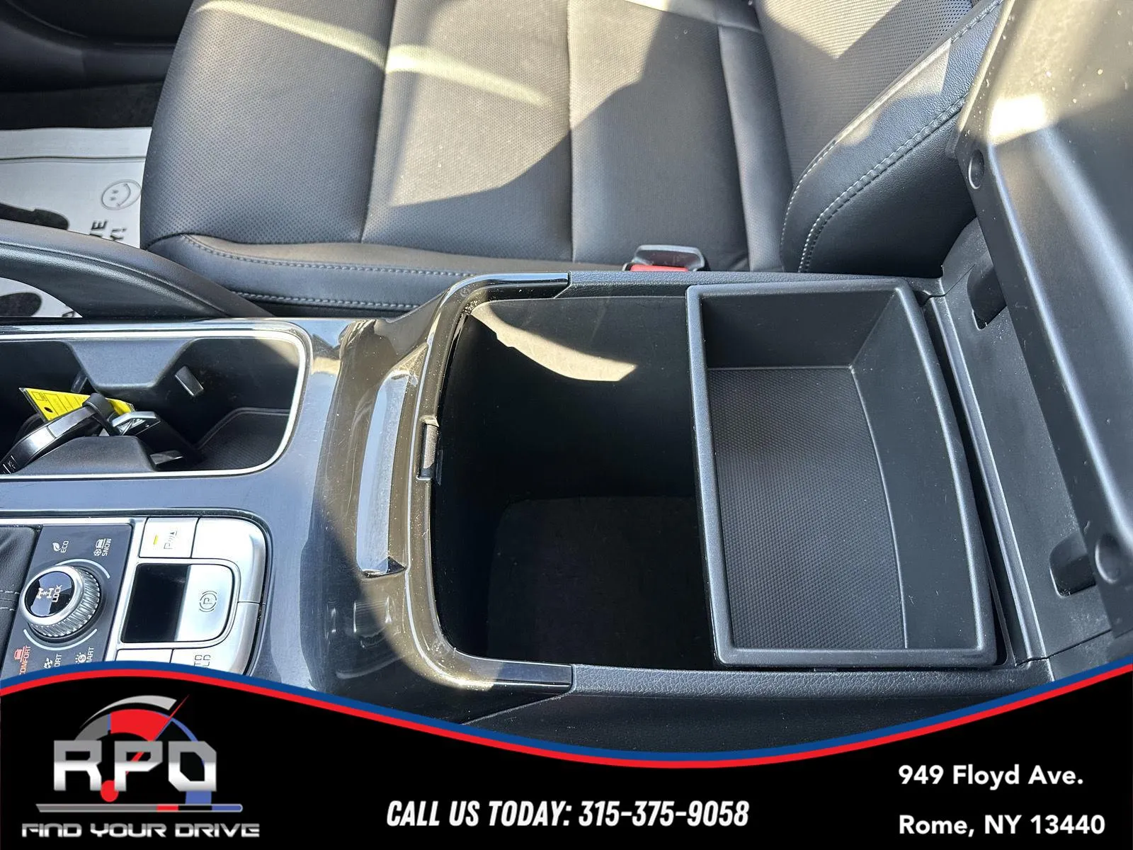 2023 Kia Telluride S - Photo 31