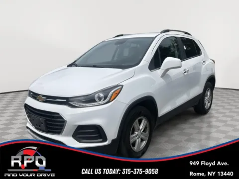 White 2020 Chevrolet Trax LT for sale in Rome, NY