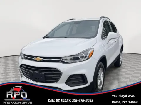 White 2020 Chevrolet Trax LT for sale in Rome, NY