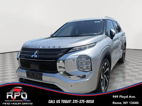 Silver 2022 Mitsubishi Outlander SEL for sale in Rome, NY