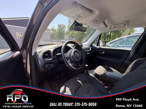 More photos of 2017 Jeep Renegade Altitude at Rome Preowned Auto Sales, NY