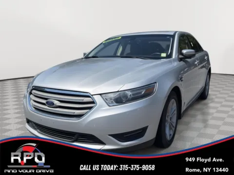Silver 2015 Ford Taurus SEL for sale in Rome, NY