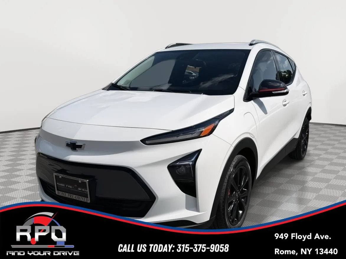 White 2023 Chevrolet Bolt EUV LT for sale in Rome, NY