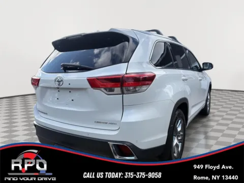 More photos of 2019 Toyota Highlander Limited at Rome Preowned Auto Sales, NY